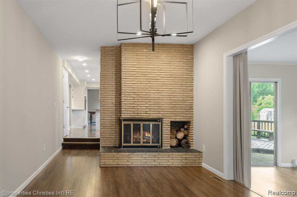 Rochester Hills City, Michigan 48309, United States, 3 Bedrooms Bedrooms, ,2 BathroomsBathrooms,Residential,Active,218874