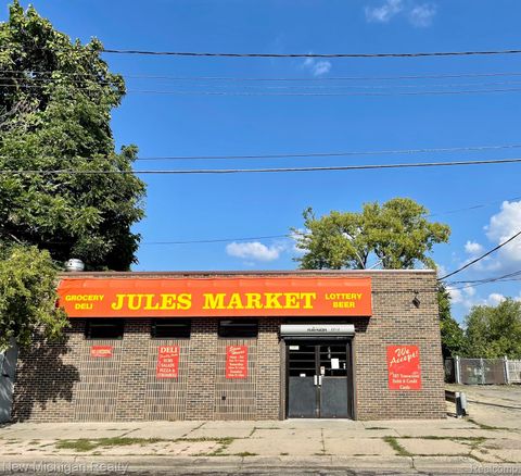 2212 Lewis Street Flint City MI 48506