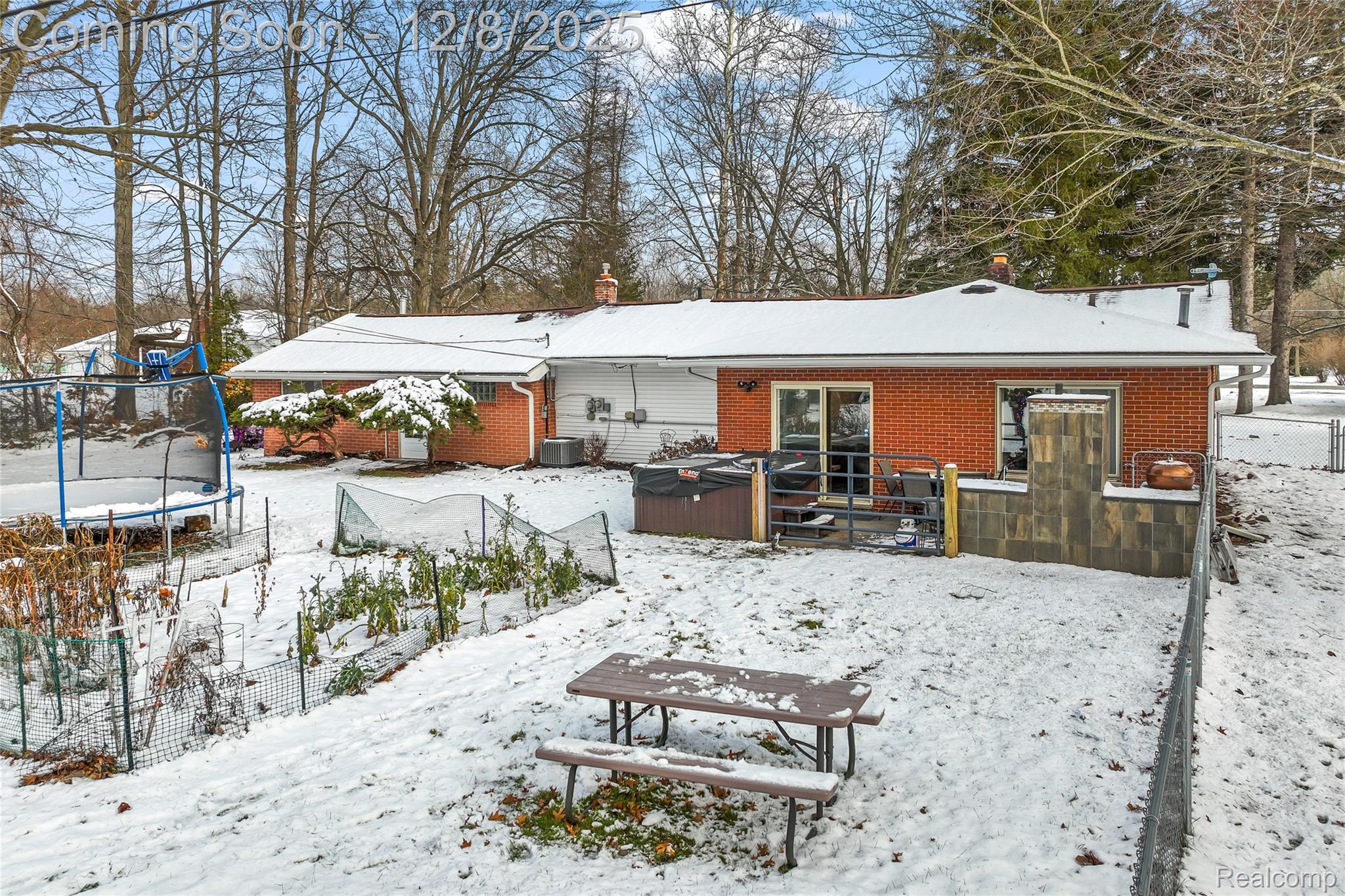 16000 S Huron River Drive