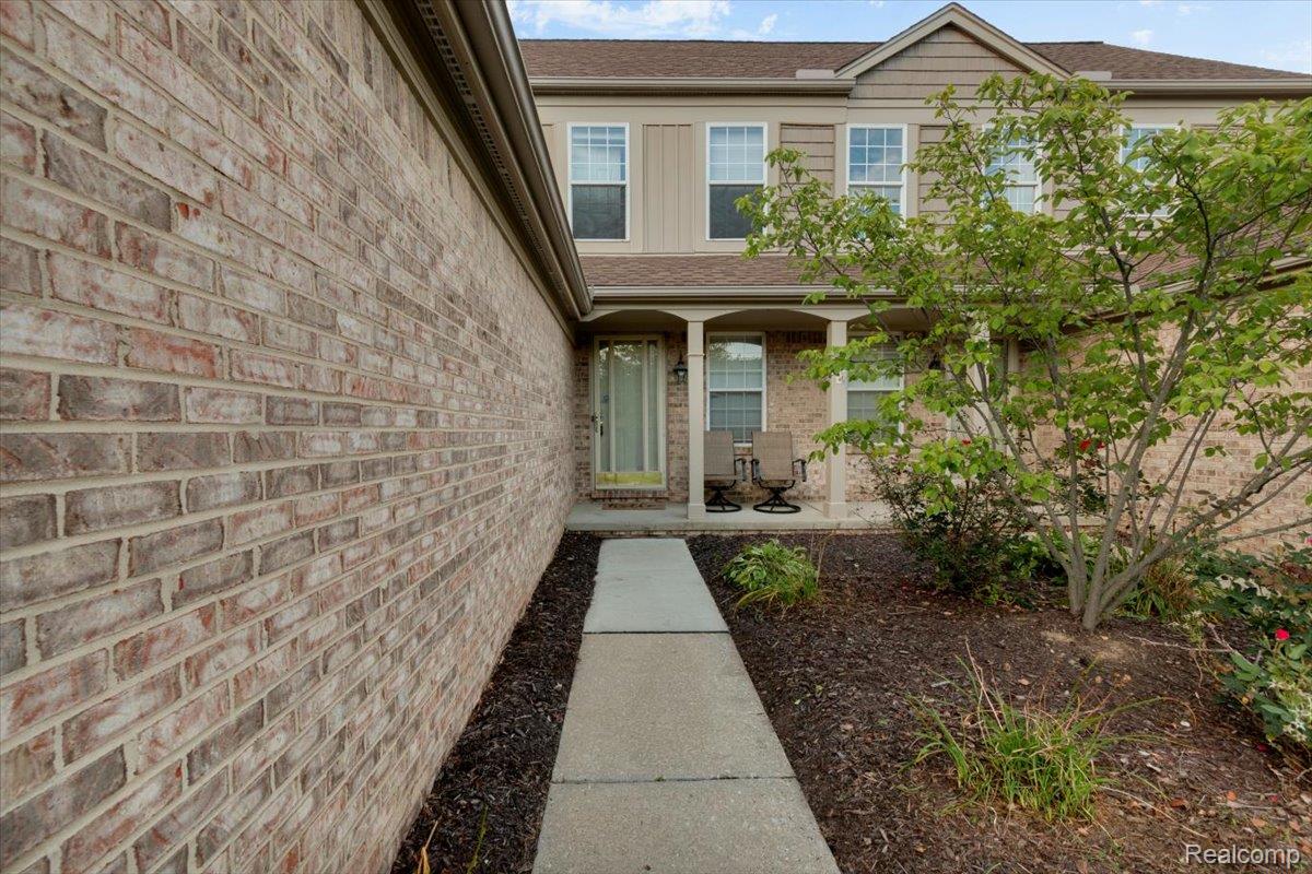 3947 Hunters Circle E