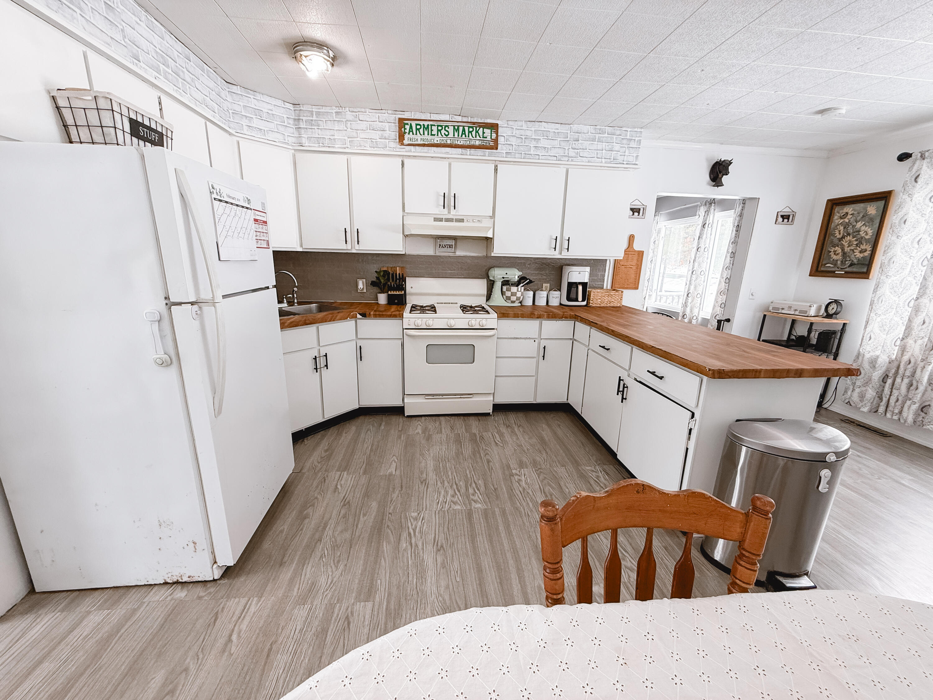 6724 Holton-Duck Lake Road