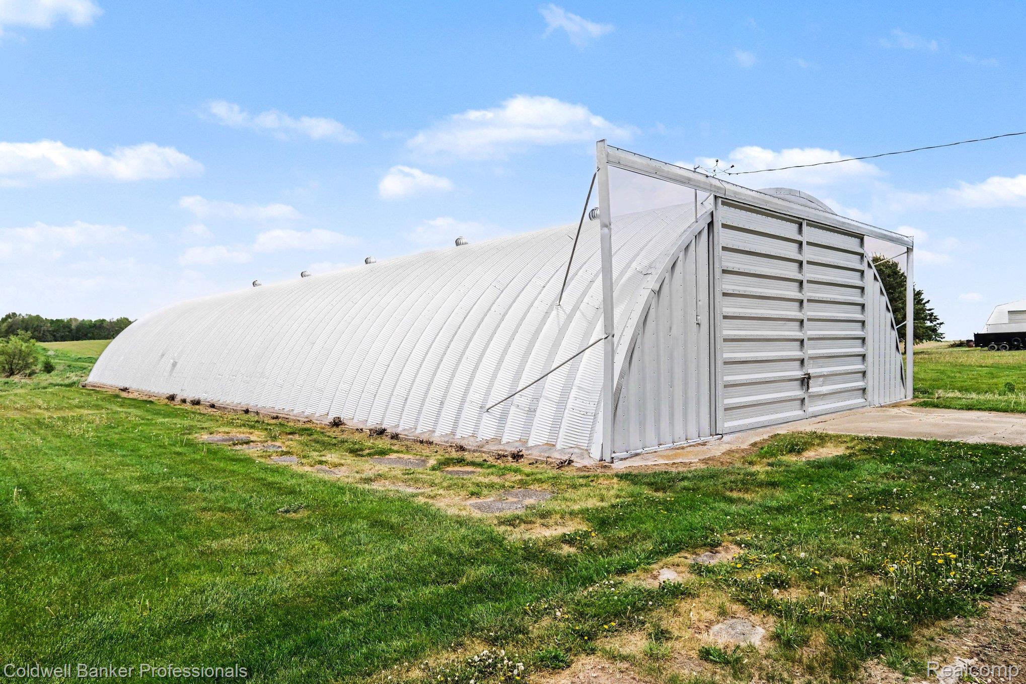 3105 E Dodge Road