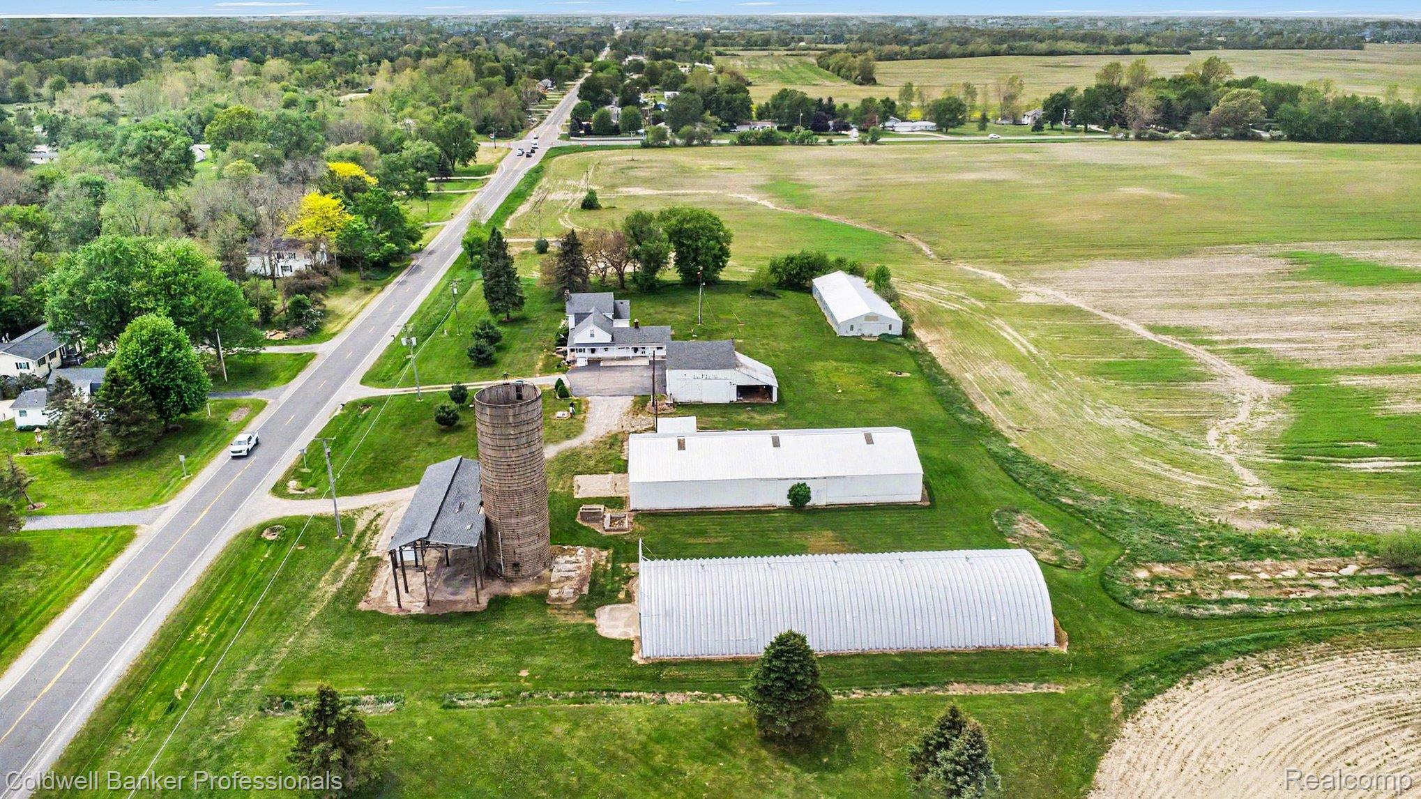 3105 E Dodge Road