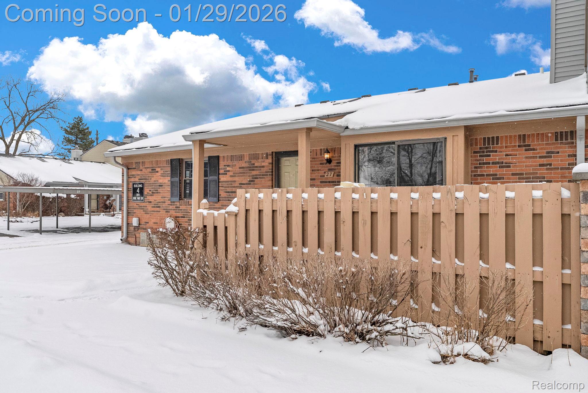 1891 Vine Way Drive 27