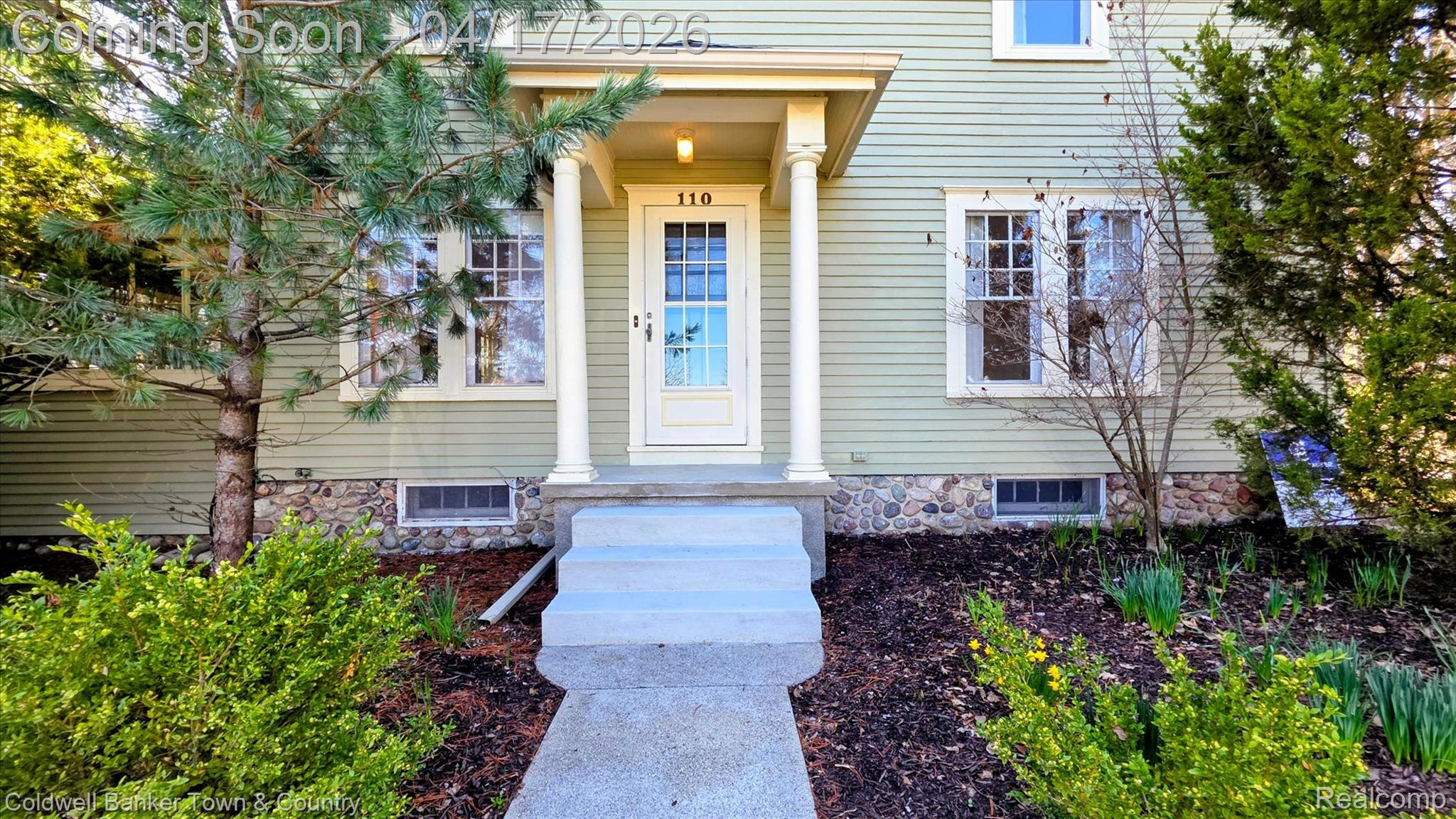 110 N Clinton Street