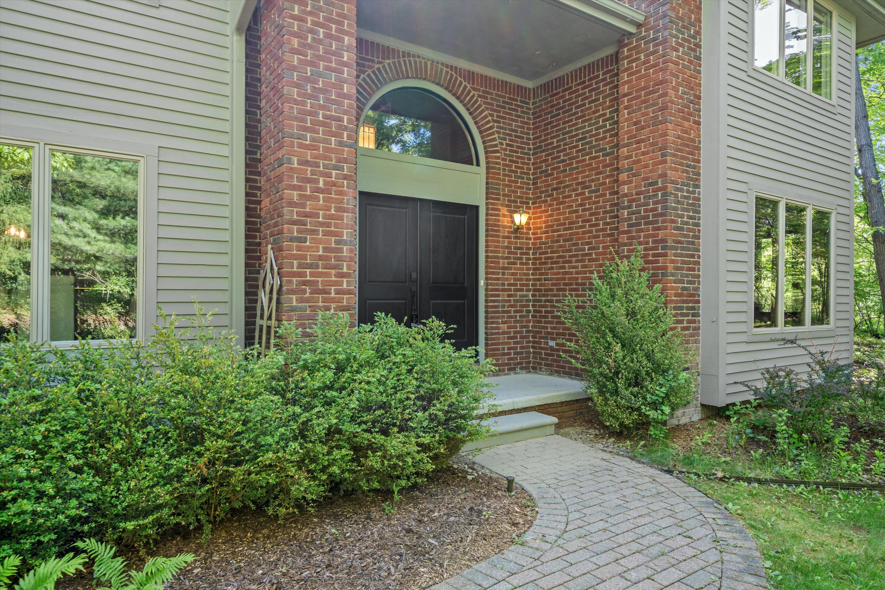 5599 Great Hawk Circle
