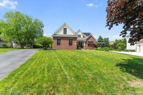 8617 Bonaventure Drive Green Oak Township MI 48116