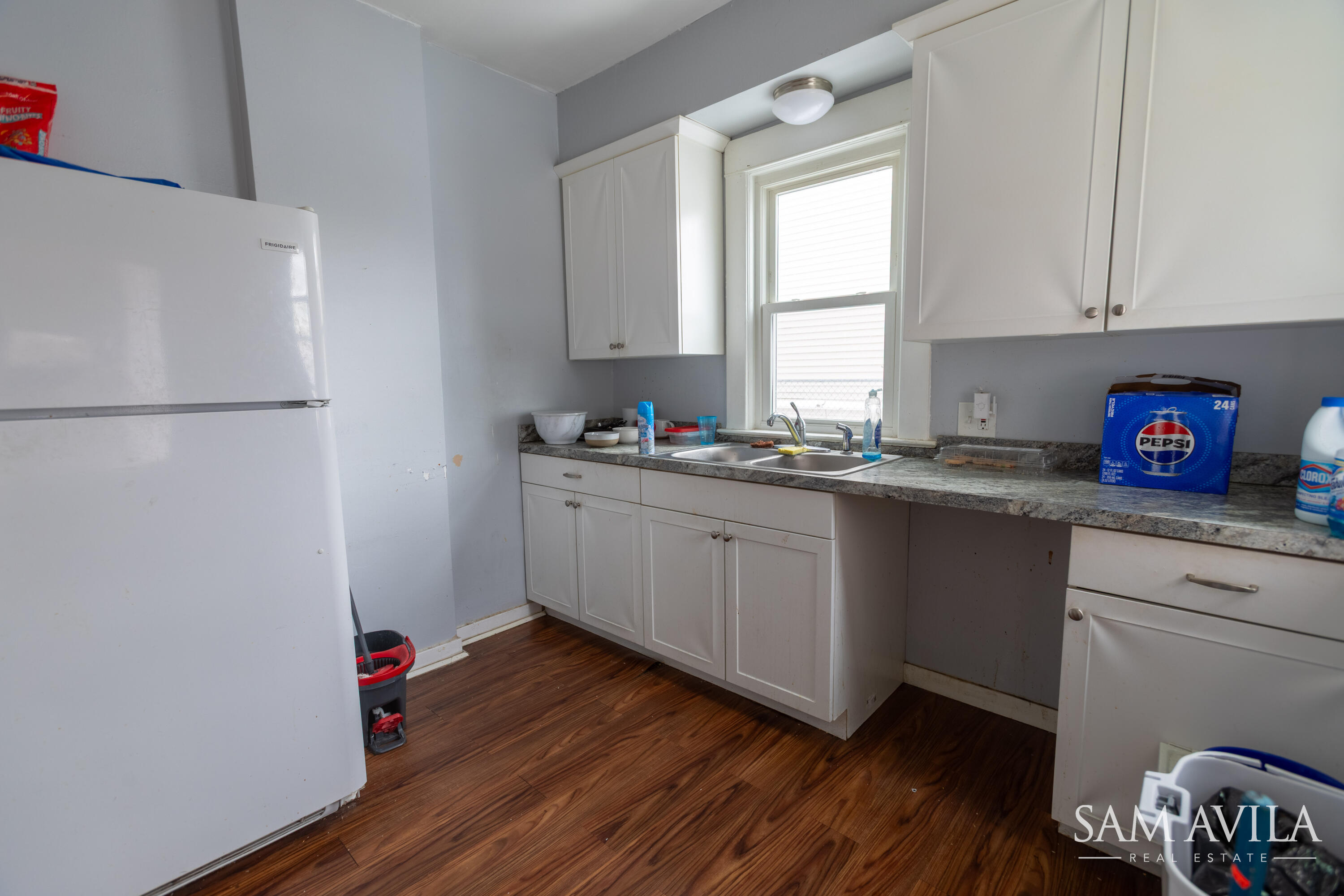 452 Howard Street SE