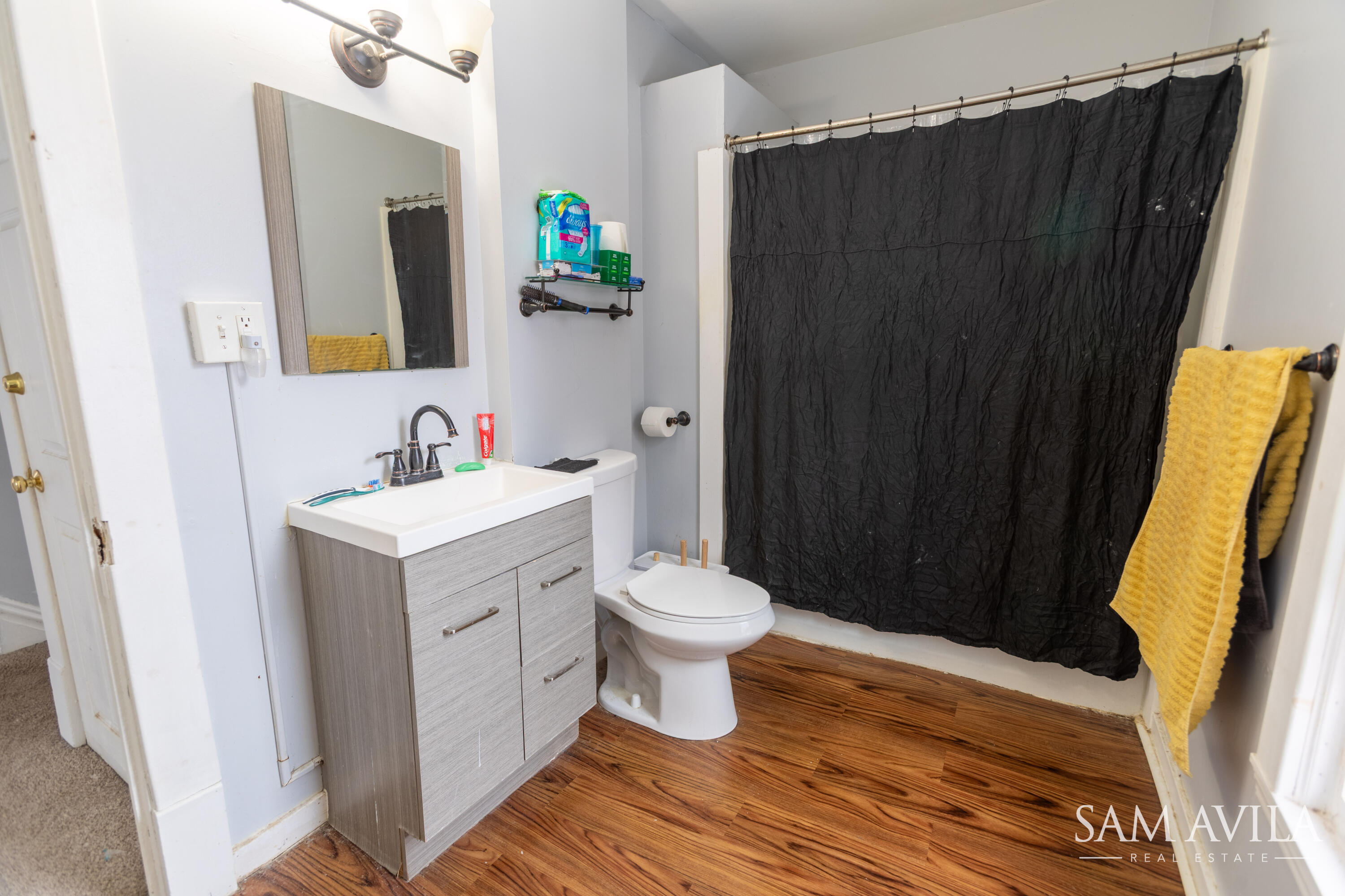 452 Howard Street SE