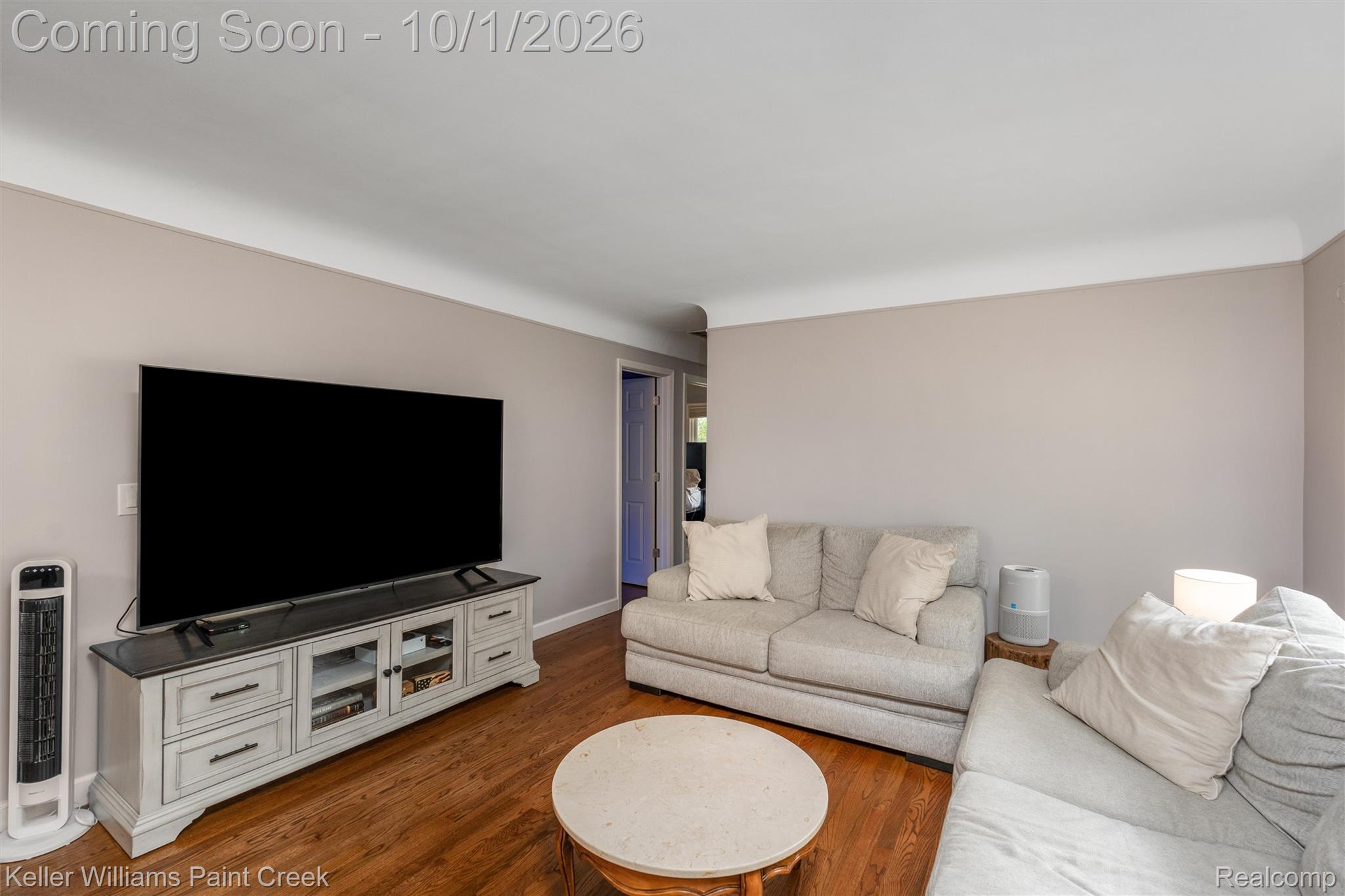 22404 Edgewood Street