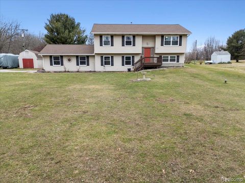 5647 Owosso Road Handy Township MI 48836