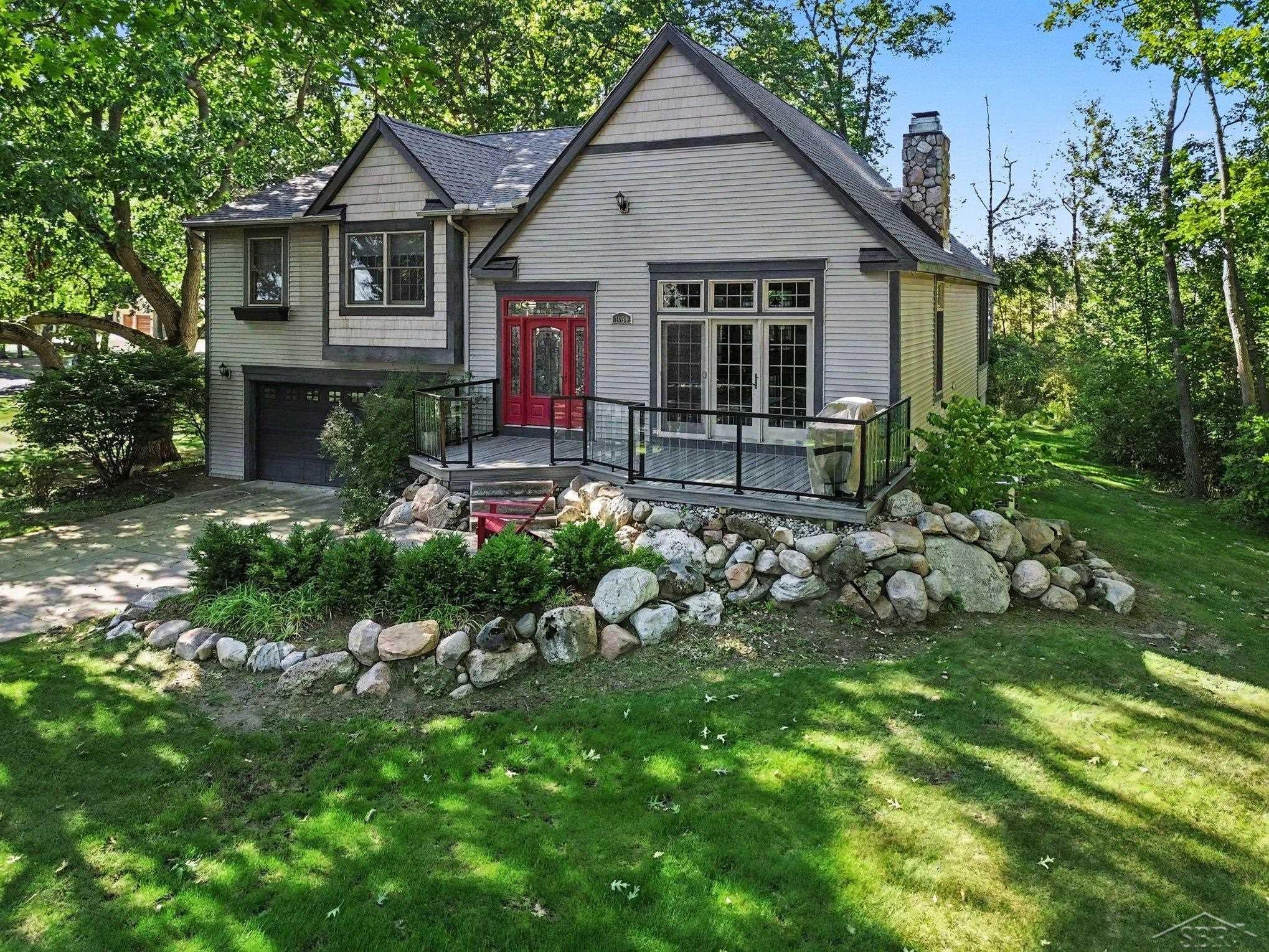 1059 Cove Court