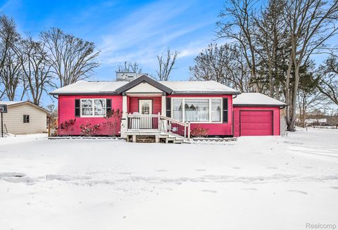 1444 E PIERSON Road Flushing City MI 48433