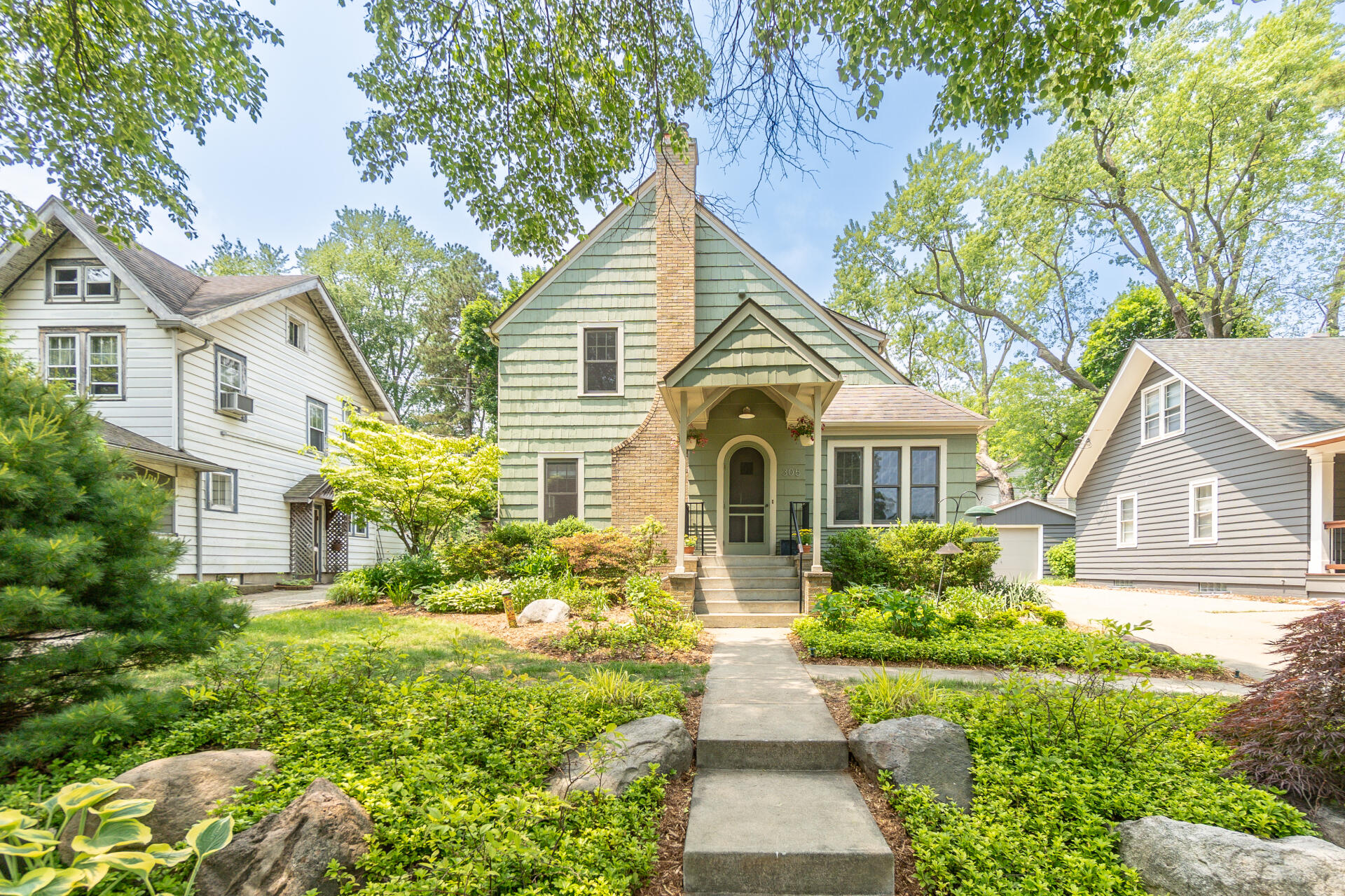 305 Wildwood Avenue