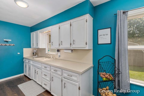 Tiny photo for 2141 Avon Avenue SW, Wyoming City, MI 49519 (MLS # 65026045936)