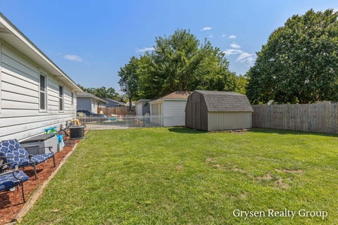 Tiny photo for 2141 Avon Avenue SW, Wyoming City, MI 49519 (MLS # 65026045936)