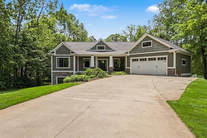 5318 Lamont Farms Drive Polkton Charter Township MI 49404