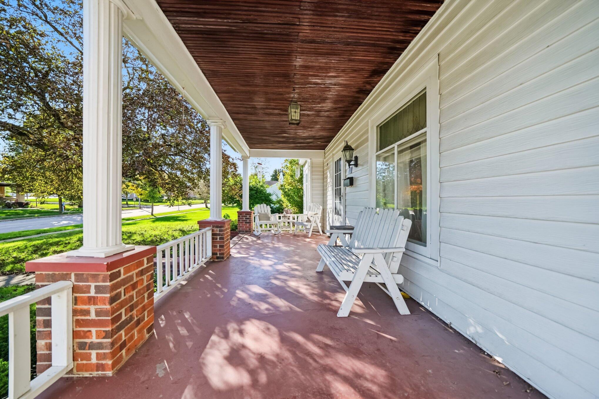 206 W Front Street