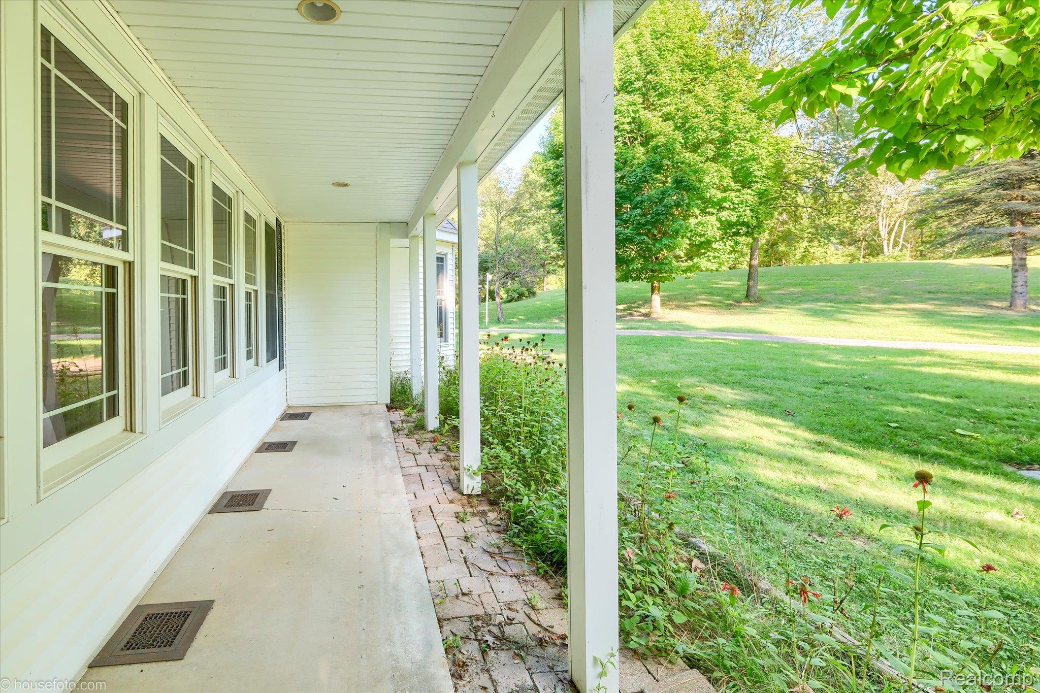 5279 Metamora Road