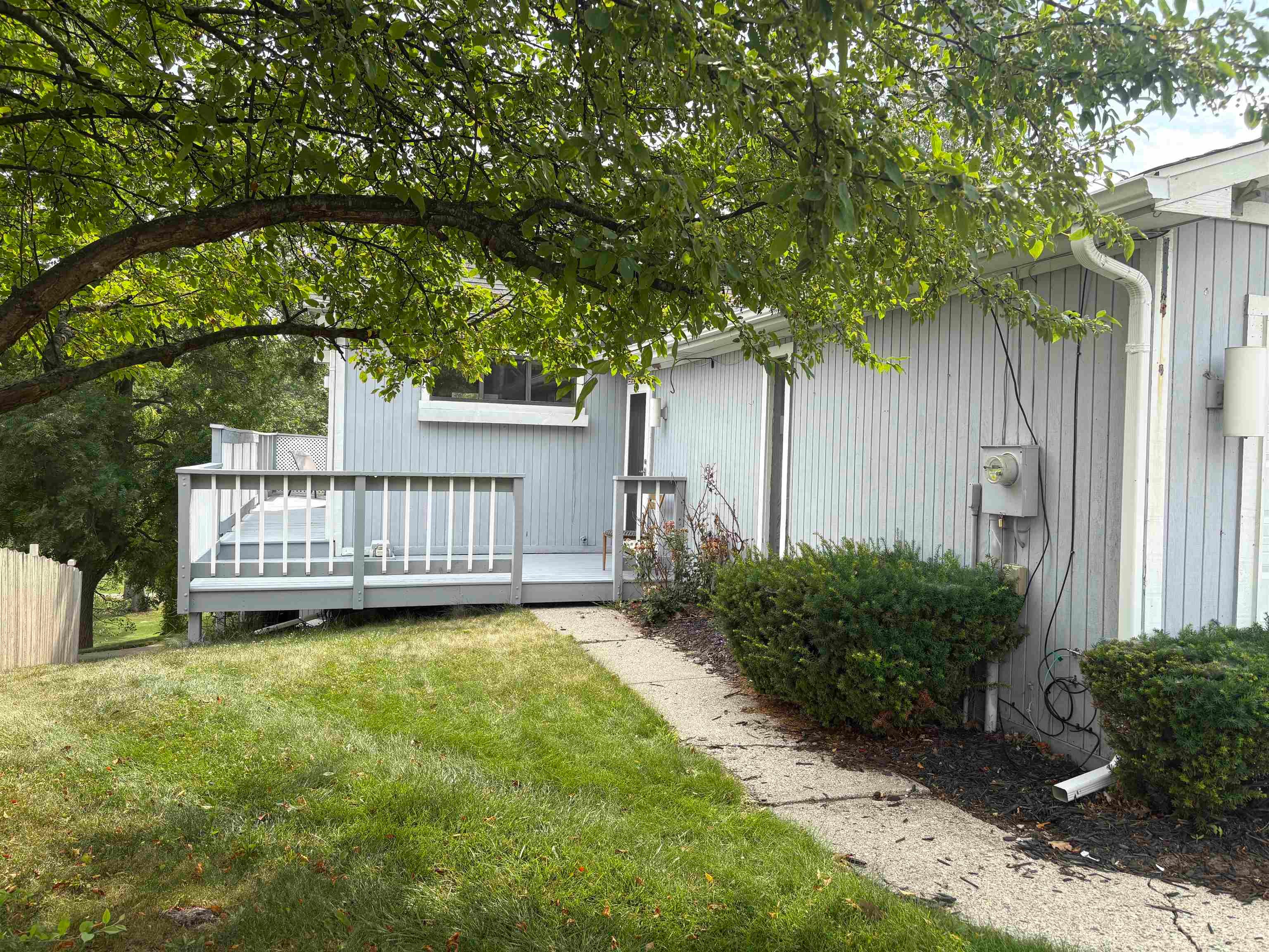 1390 Flushing Road