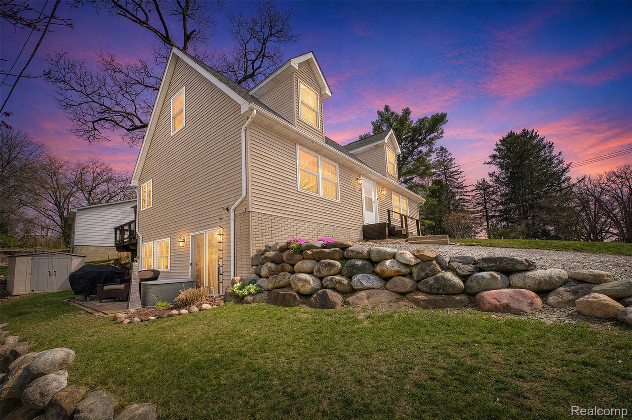 7395 Harrington Drive