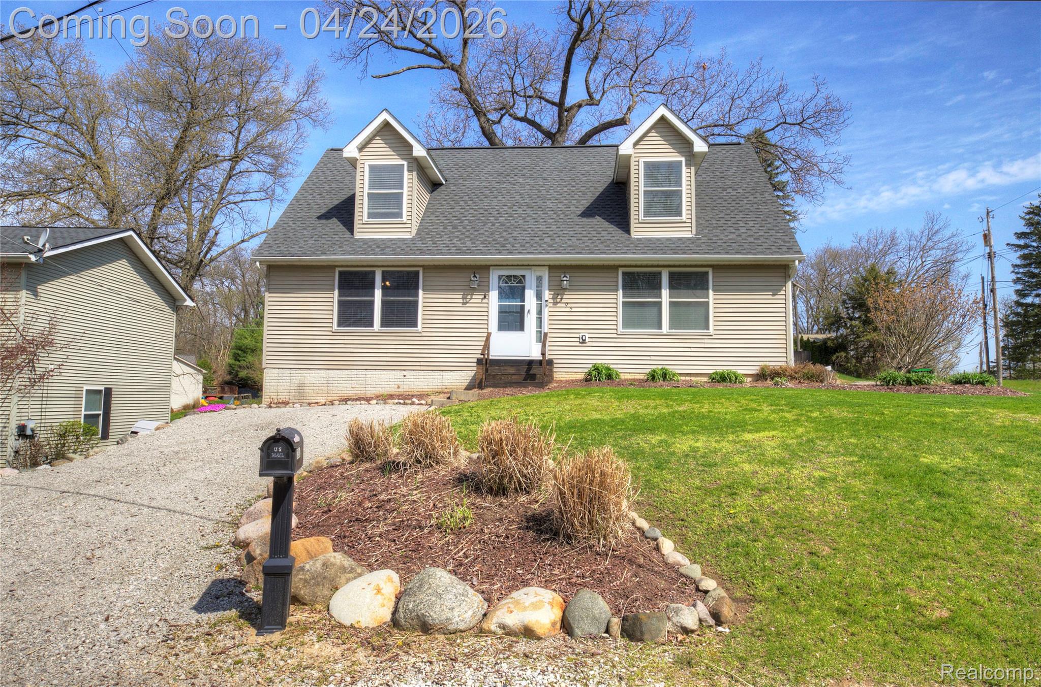 7395 Harrington Drive