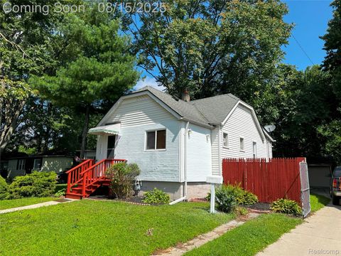 4972 Lafontaine Street Grosse Pointe City MI 48236