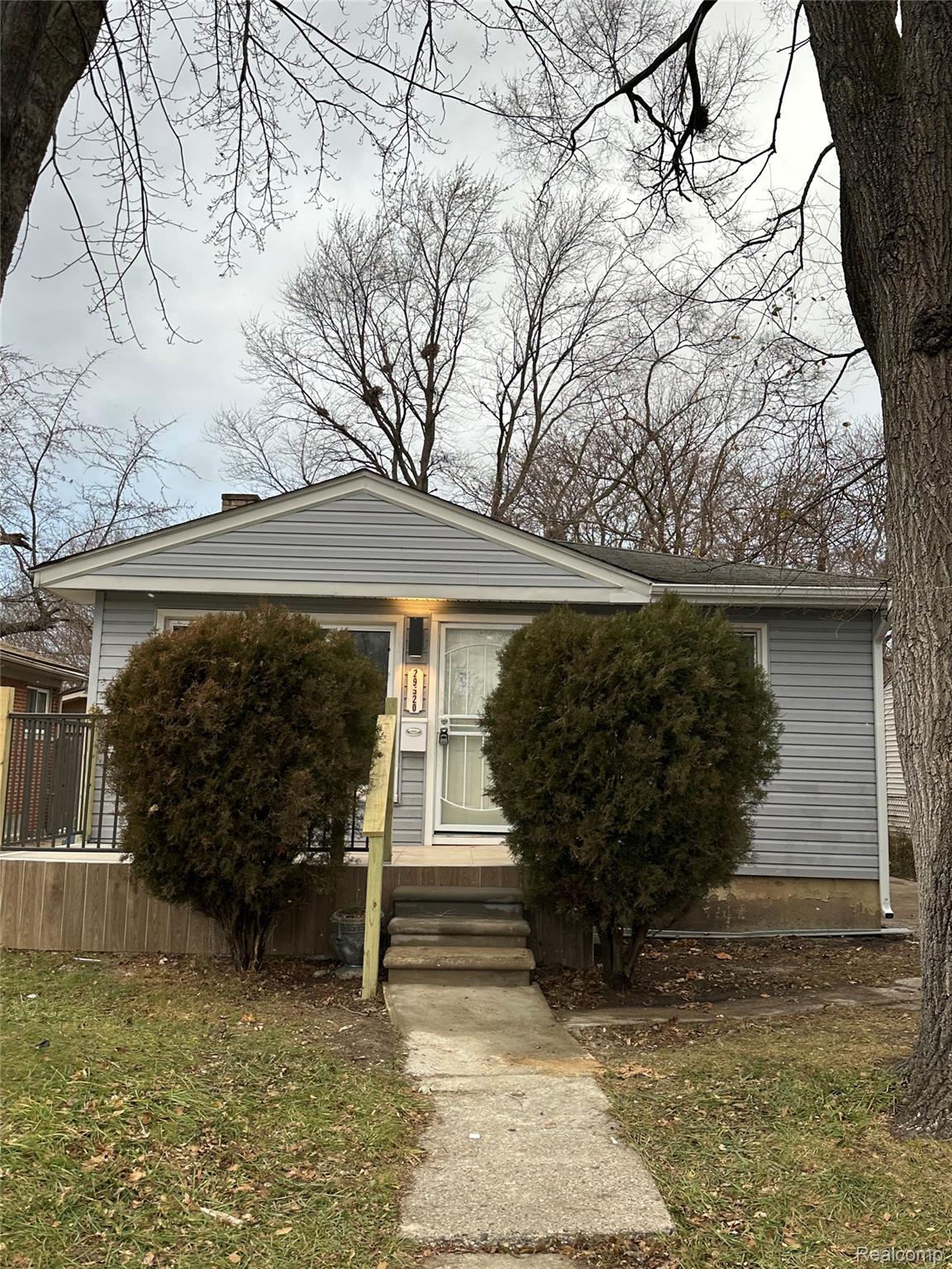 29520 Glenwood Street