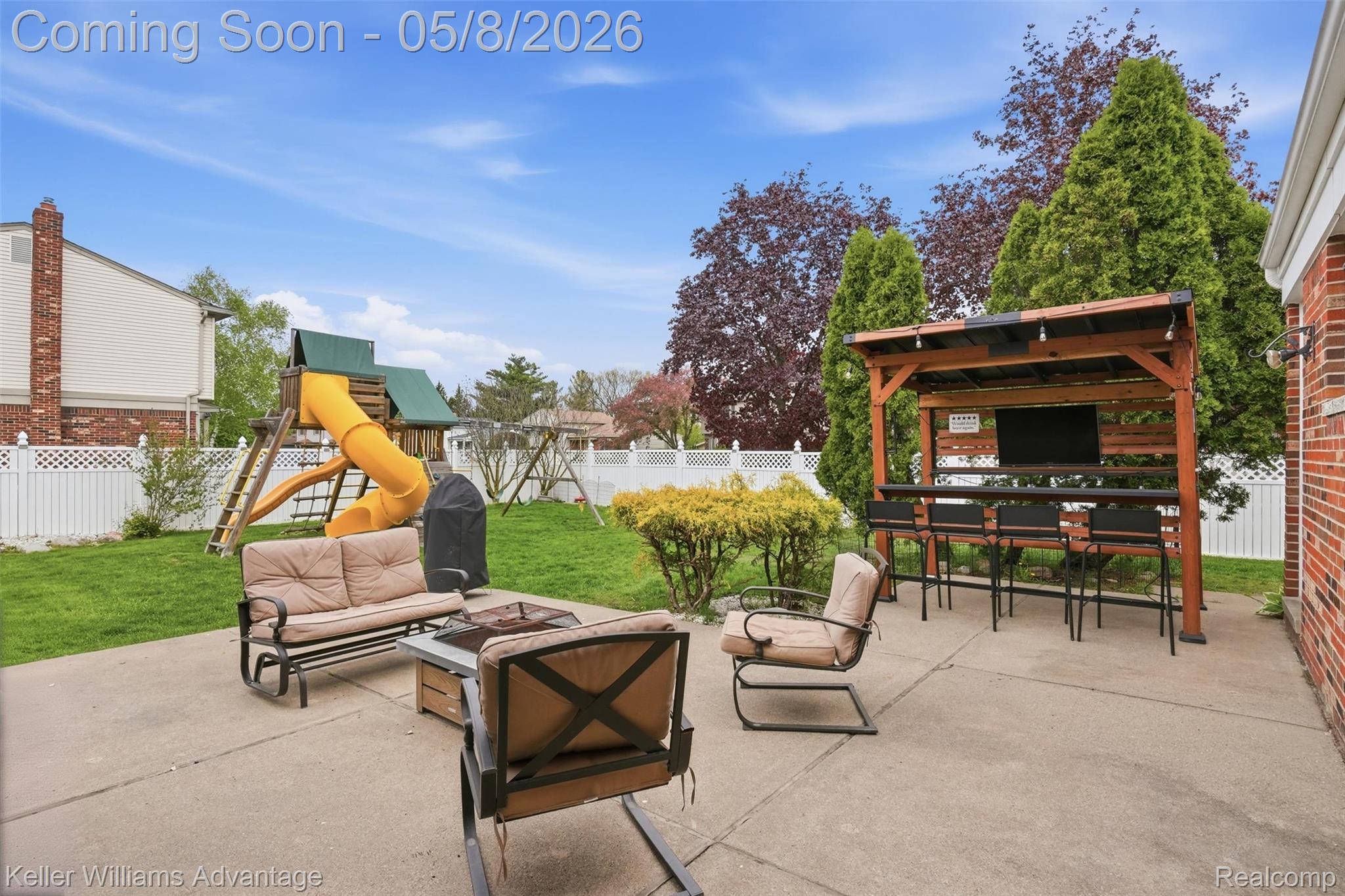 41295 Beechwood Street