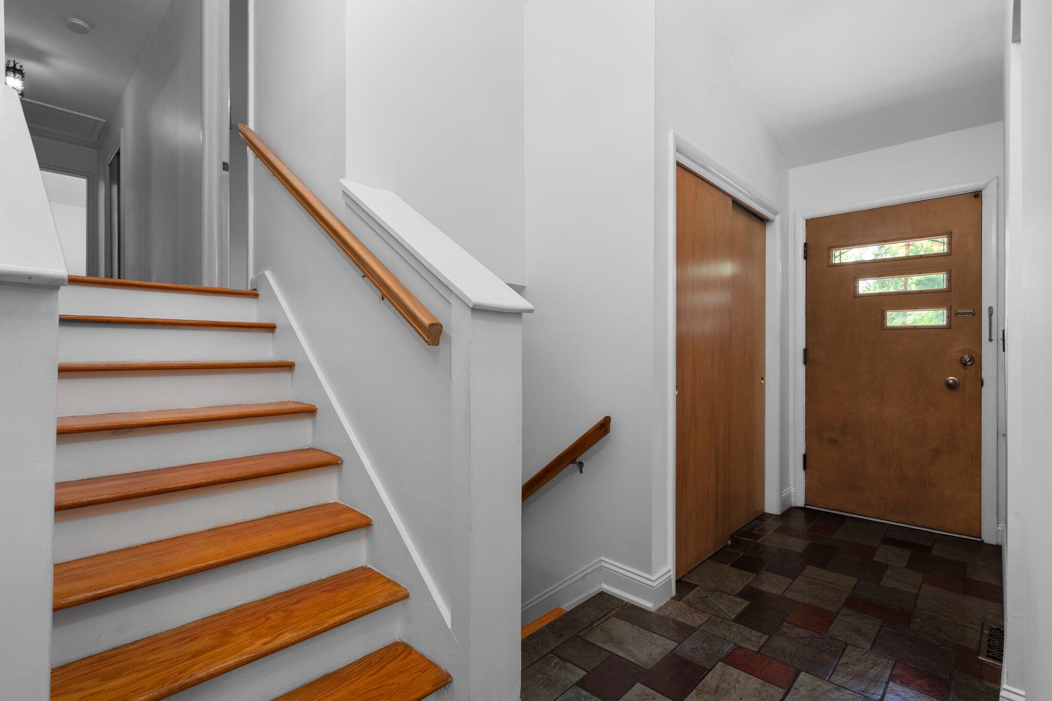 3091 Warwick Road
