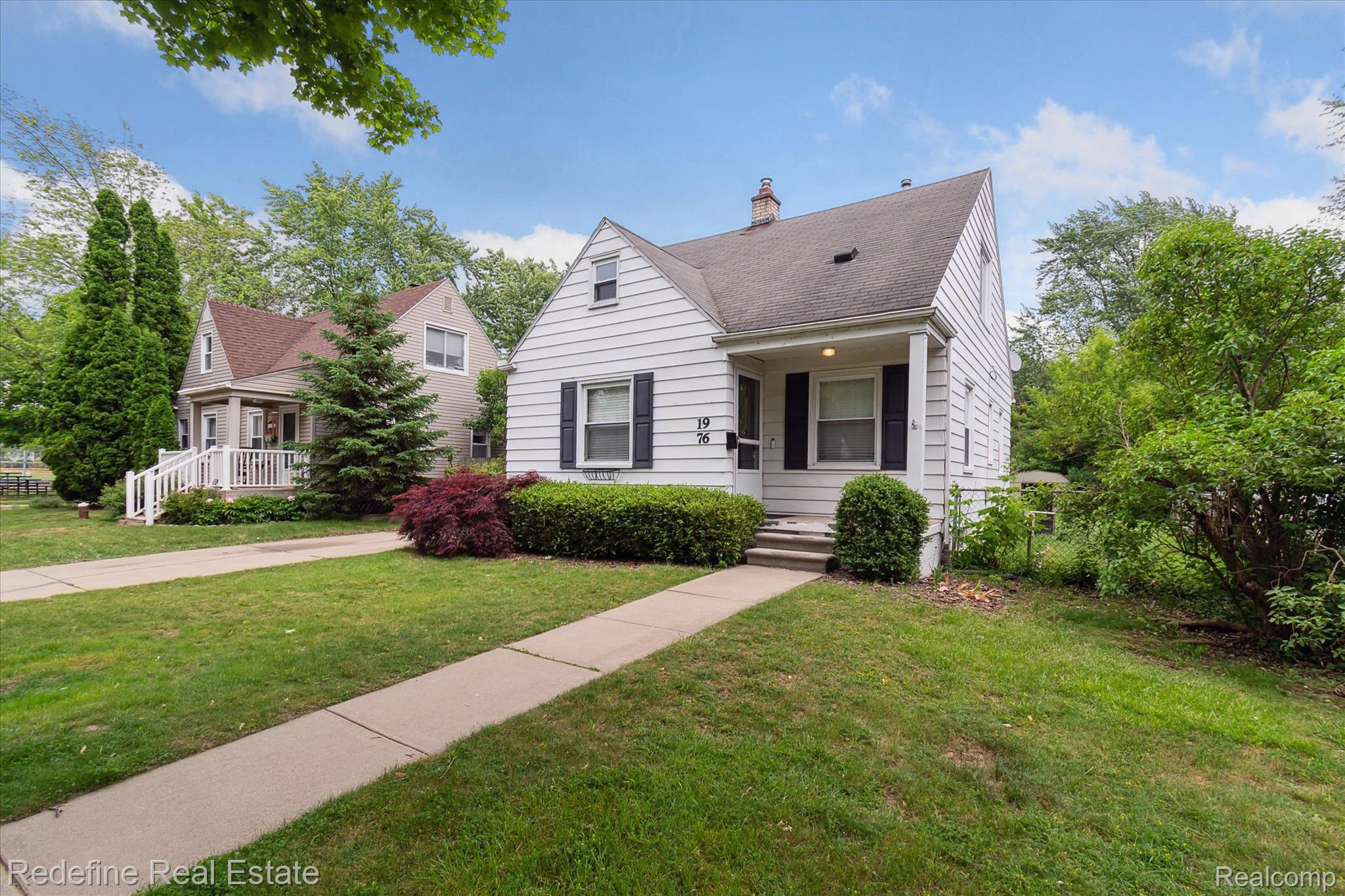 1976 Bacon Avenue