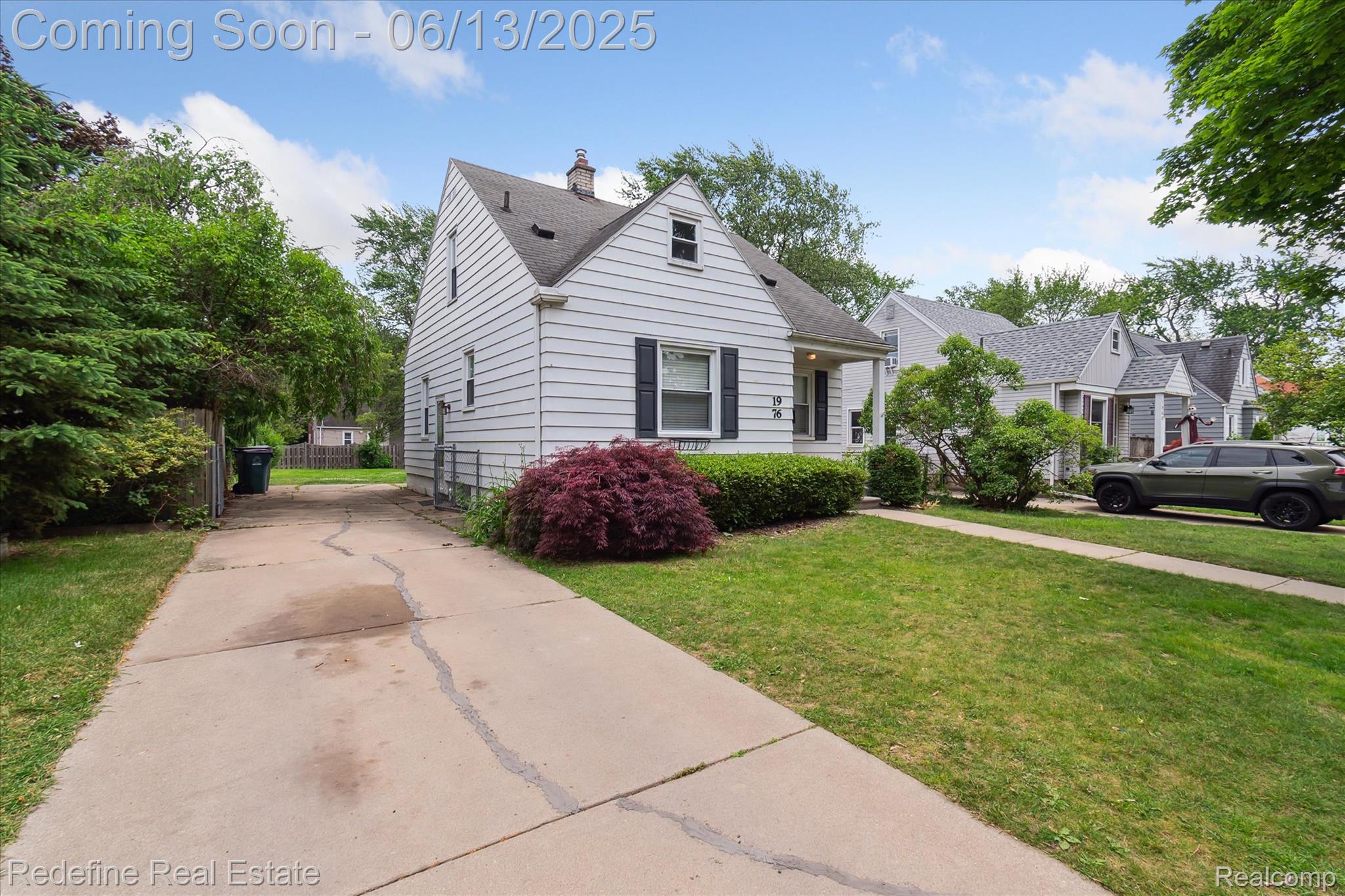 1976 Bacon Avenue