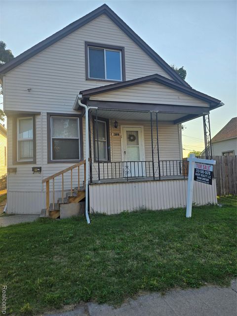 9727 Dequindre Street Hamtramck City MI 48212