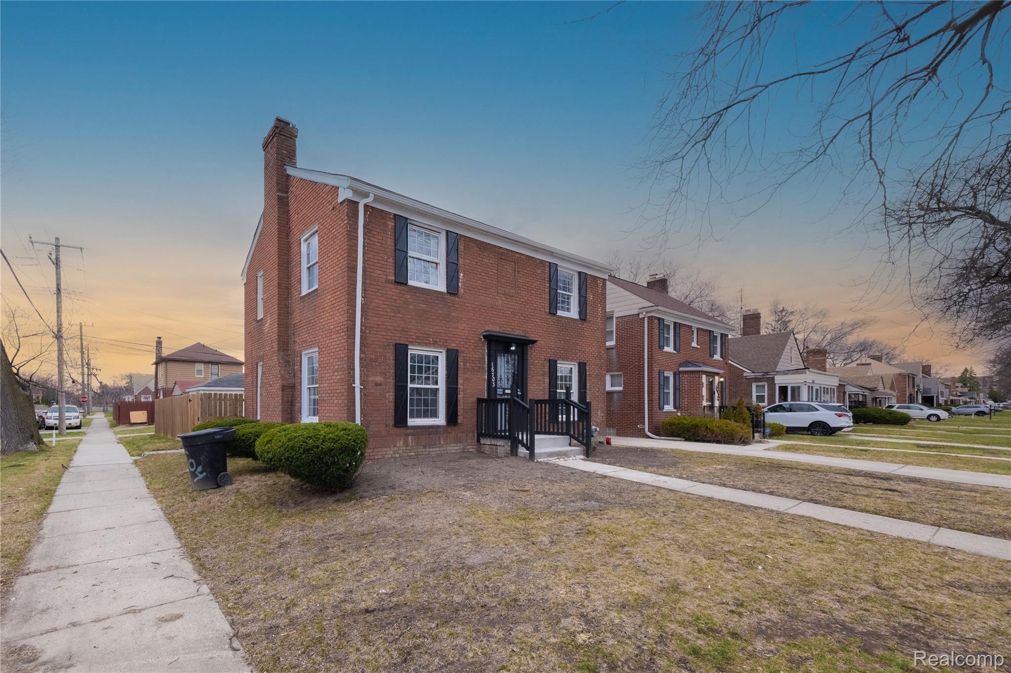 16703 Archdale Street