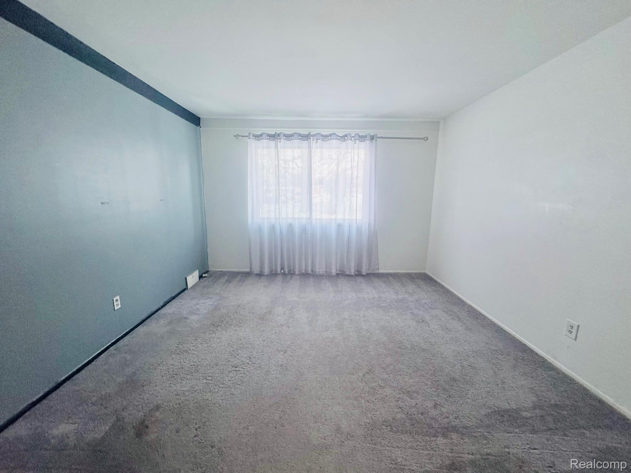 21670 Virginia Street