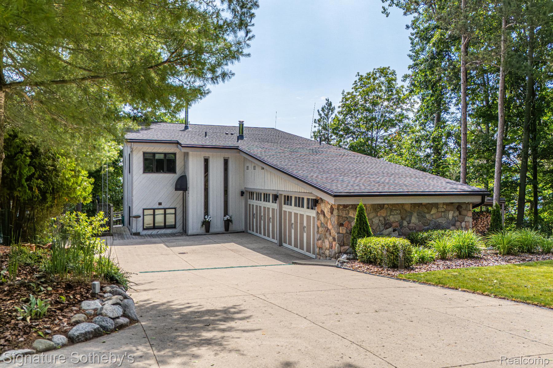 8641 Brettonwood Shores Road