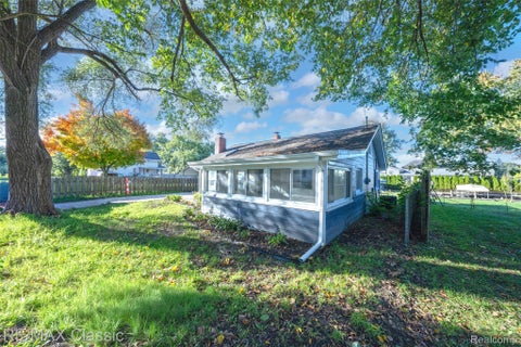 Tiny photo for 1220 S Cass Lake Road, Waterford Charter Township, MI 48328 (MLS # 20261085199)