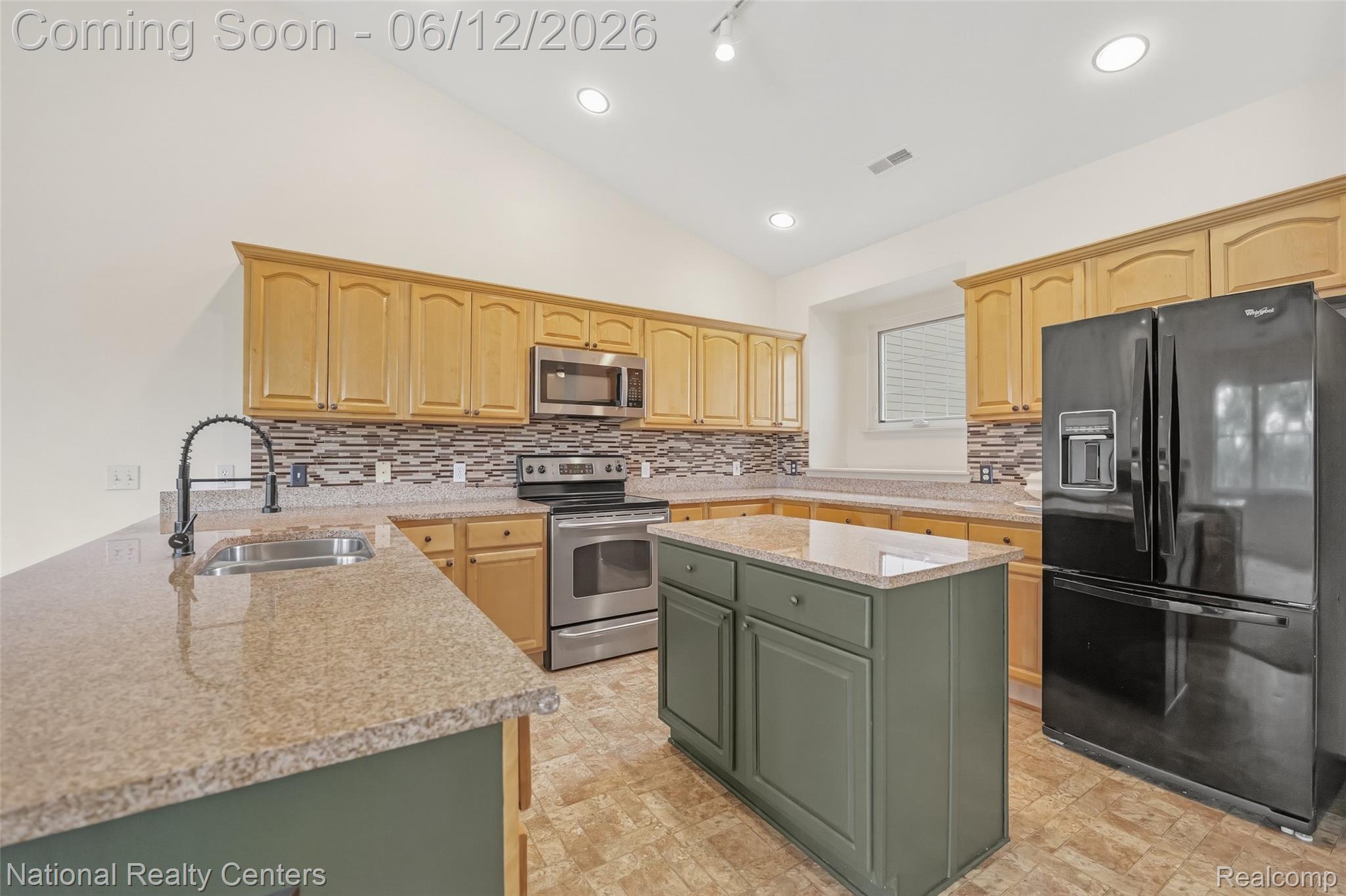 5905 High Pointe Court