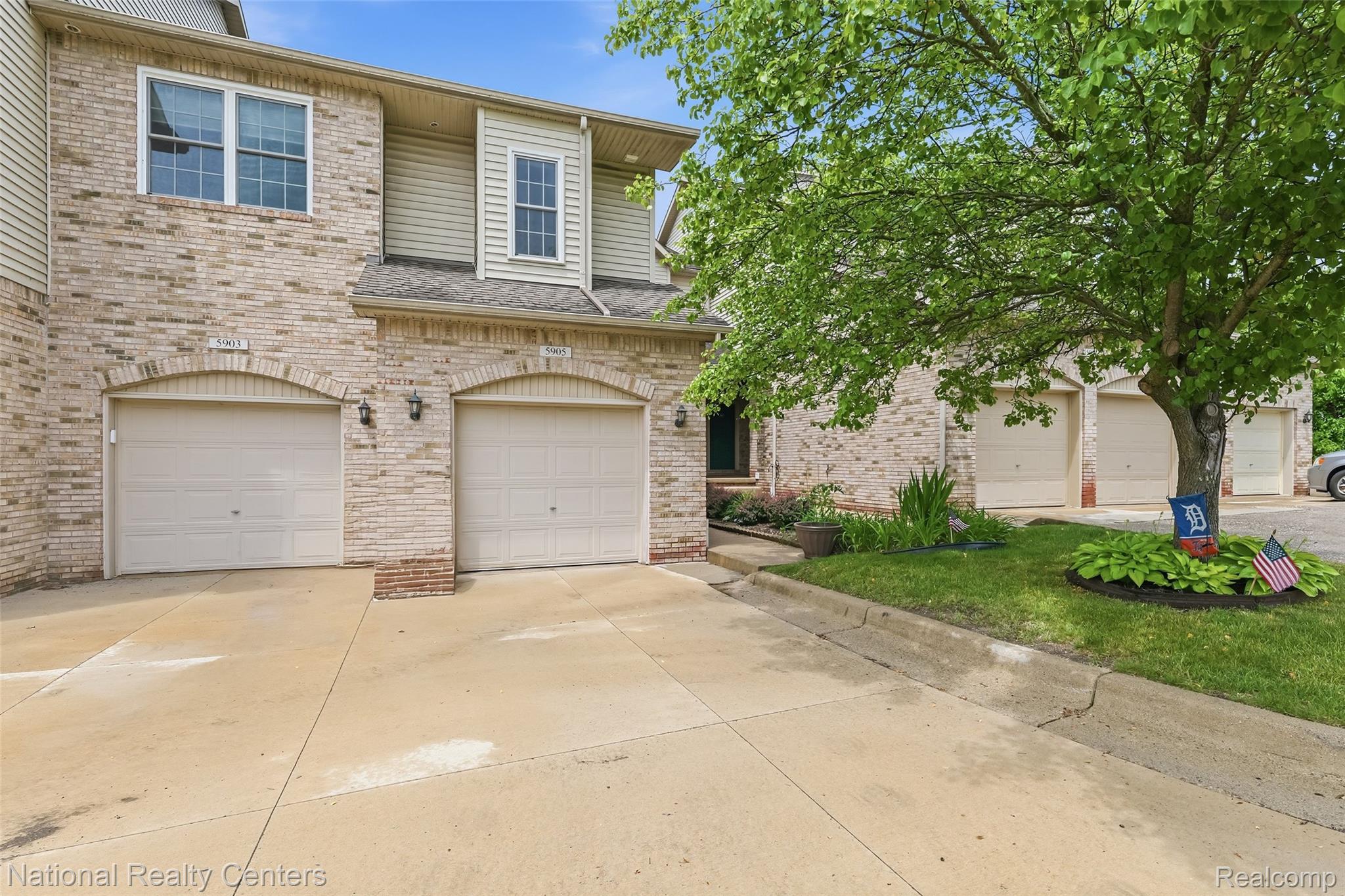 5905 High Pointe Court