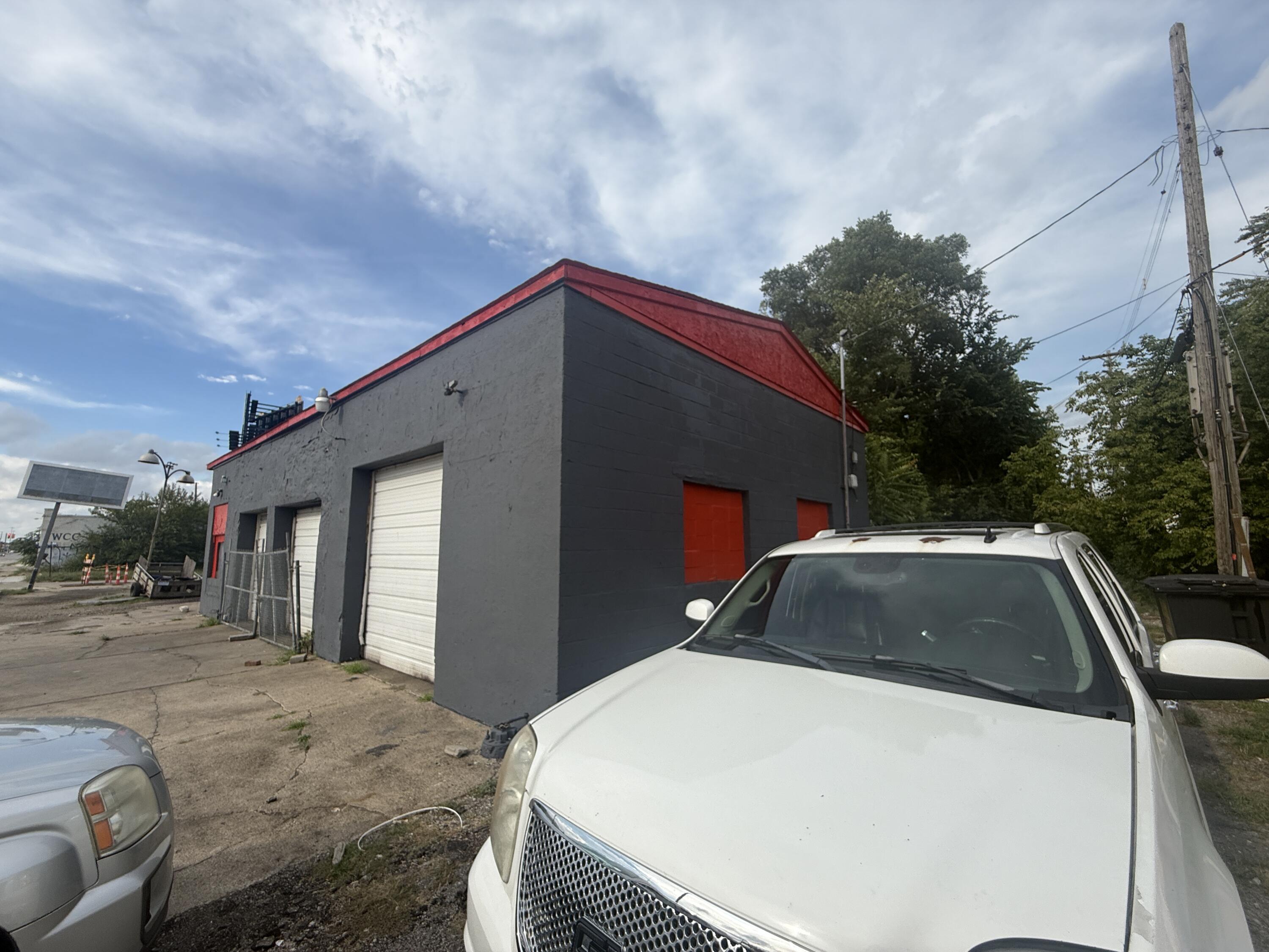 13230 Hamilton Avenue