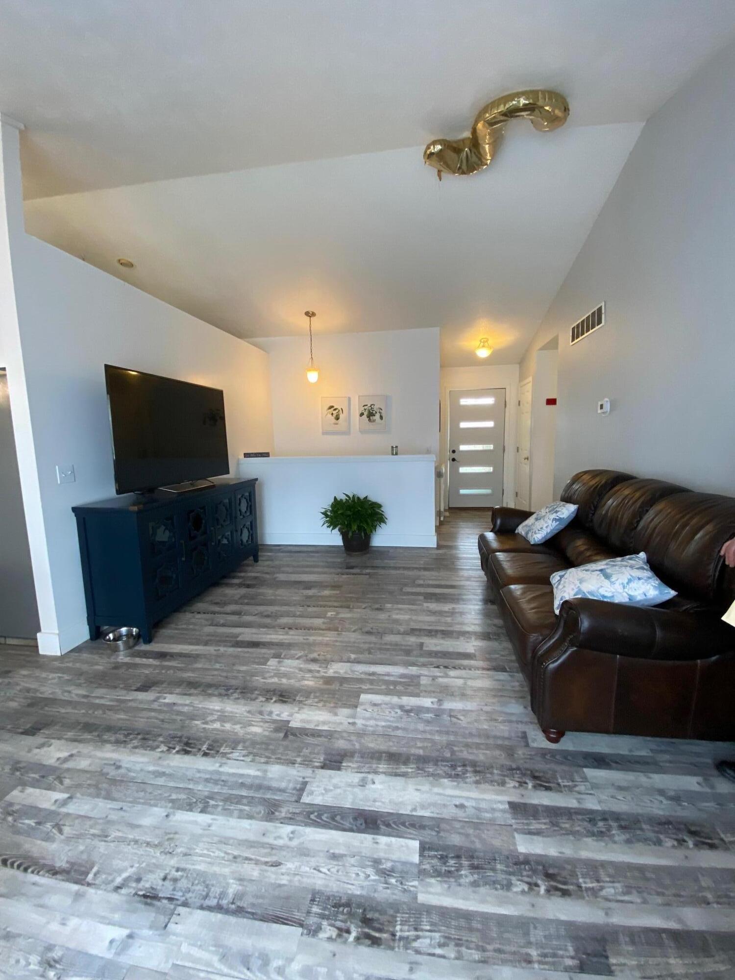 1776 Keegan Court SW
