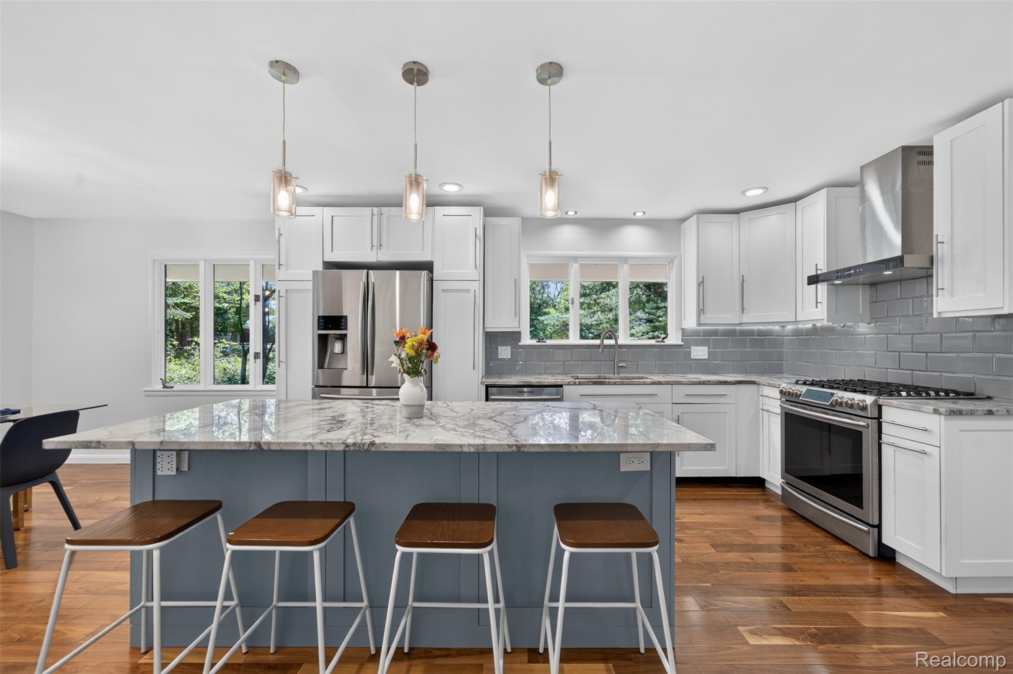 7388 Lindenmere Drive