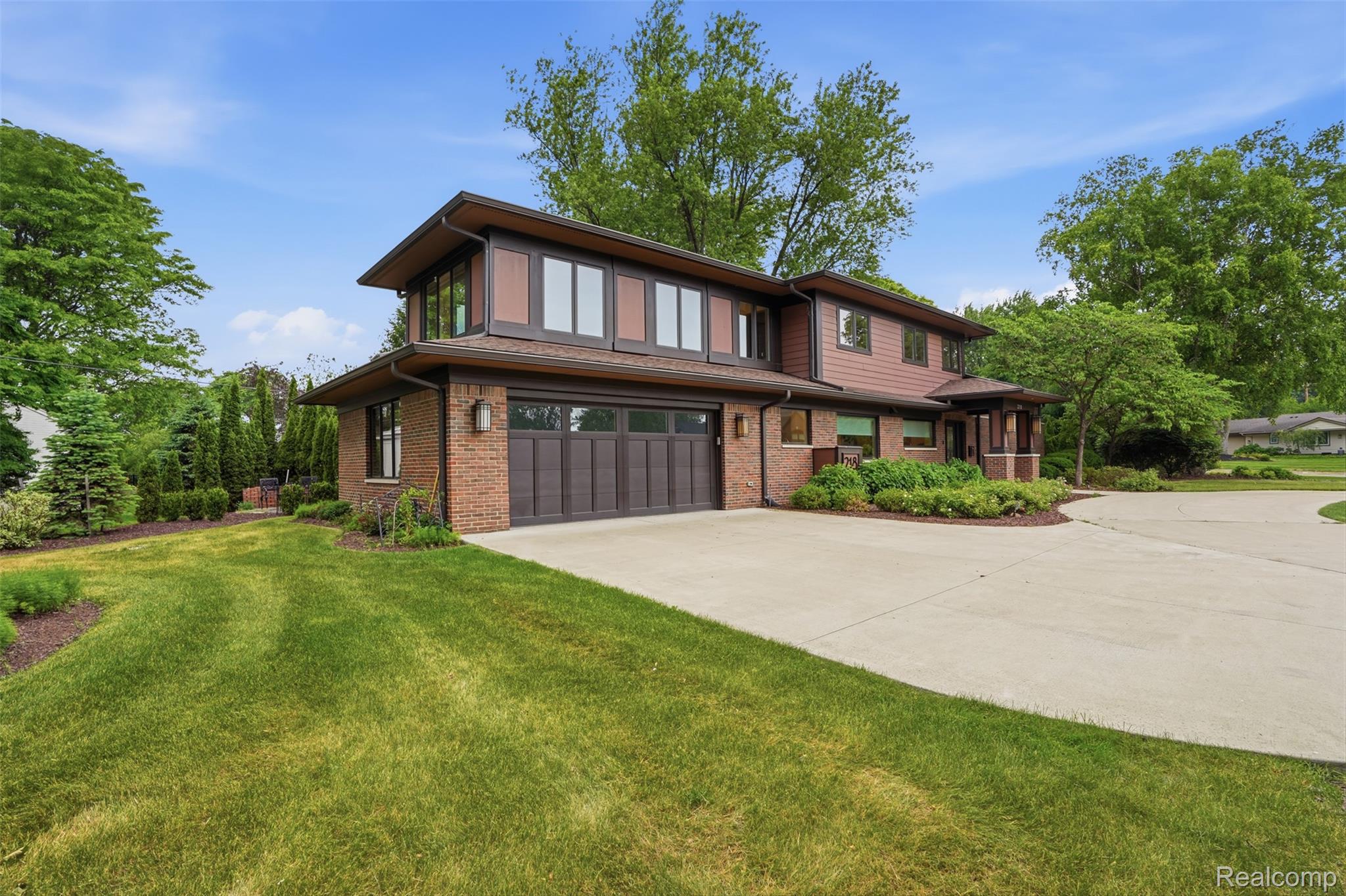 218 Hillboro Drive