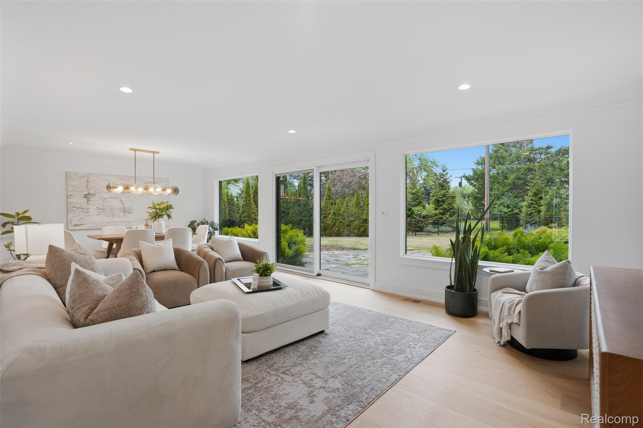 218 Hillboro Drive