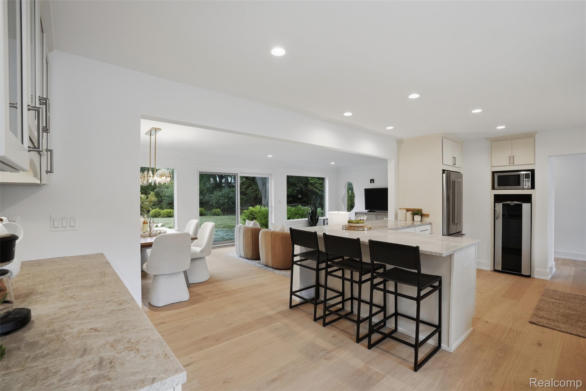 218 Hillboro Drive