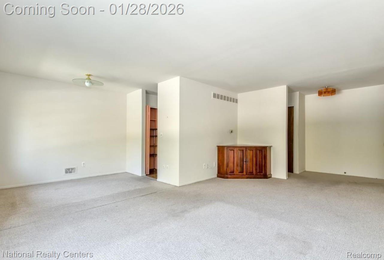 30260 Southfield Rd.