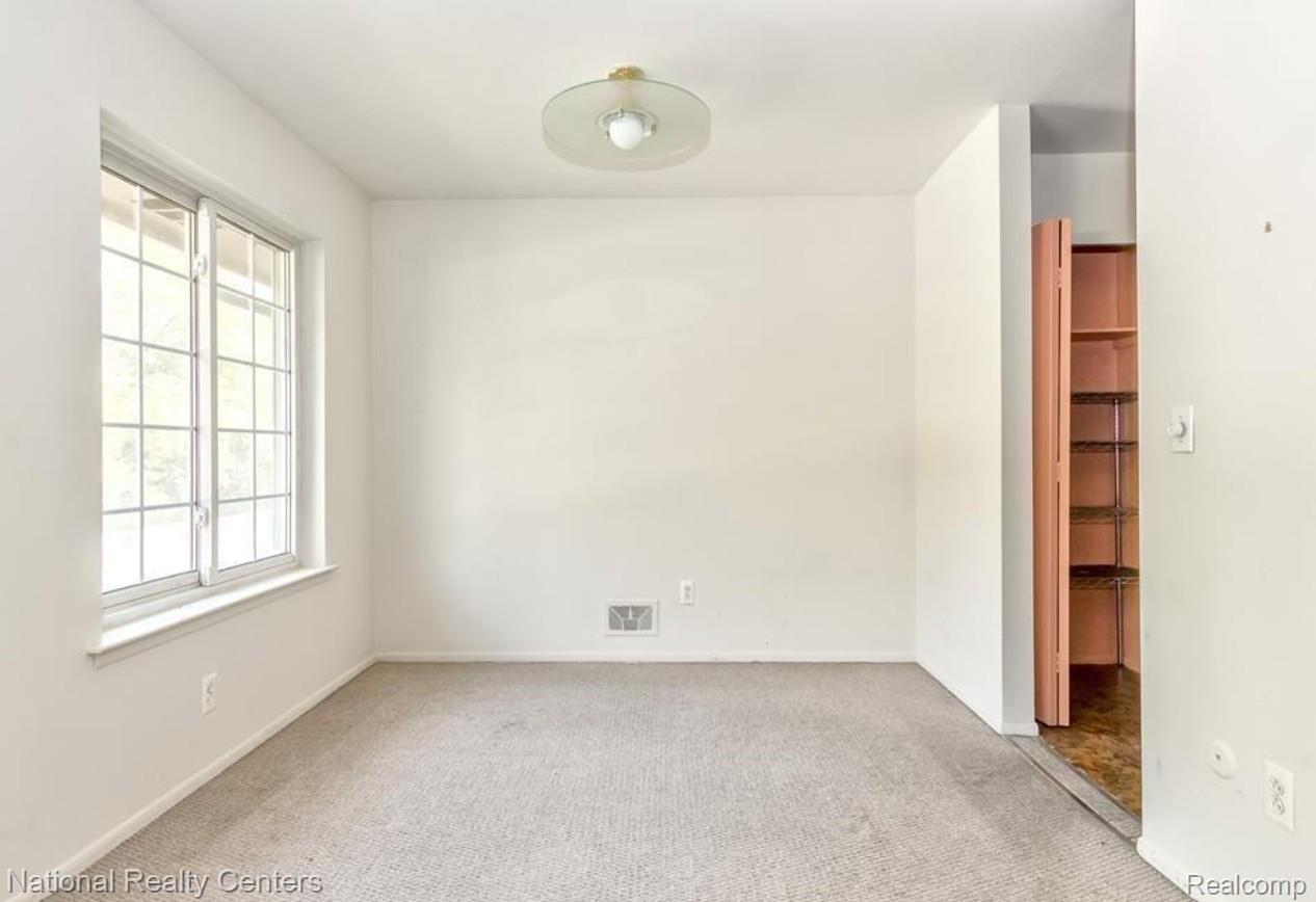 30260 Southfield Rd.