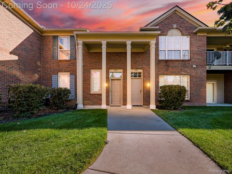 8208 Chesapeake Circle 95 Walled Lake City MI 48390