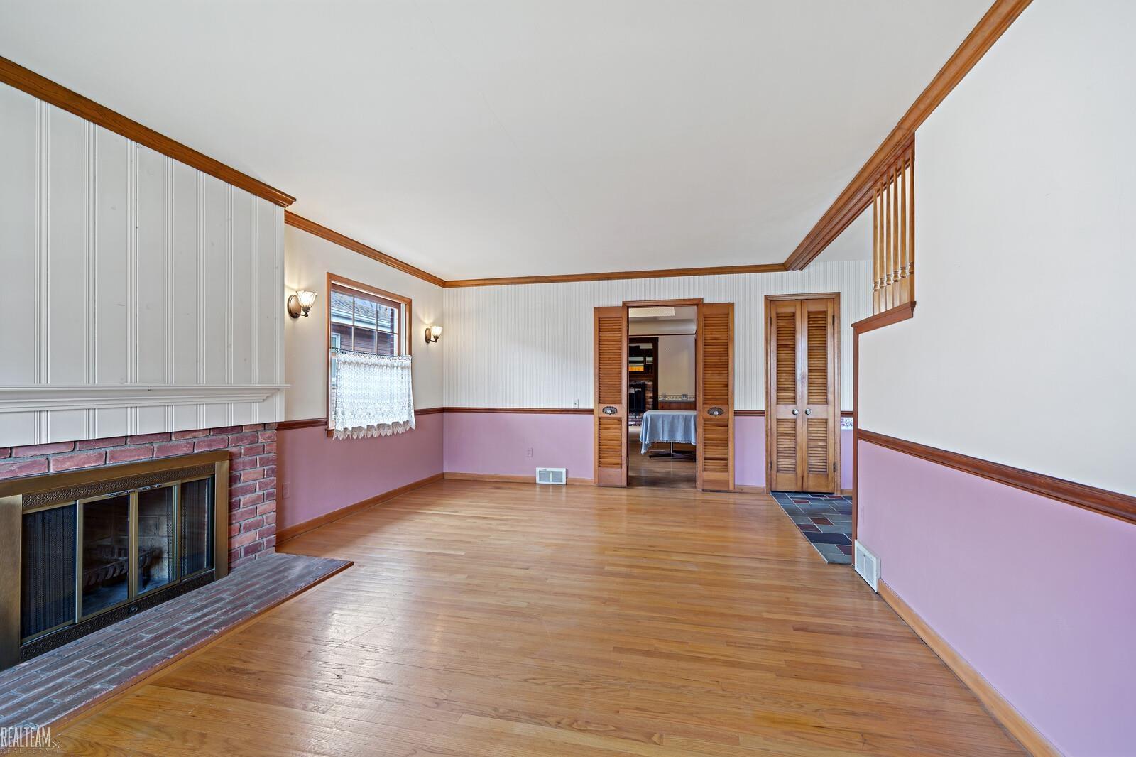 23118 Westbury Street