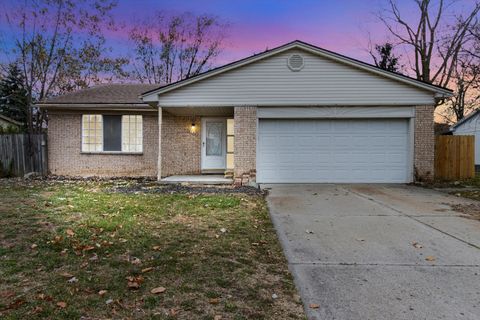 1735 Crestline Drive Troy City MI 48083